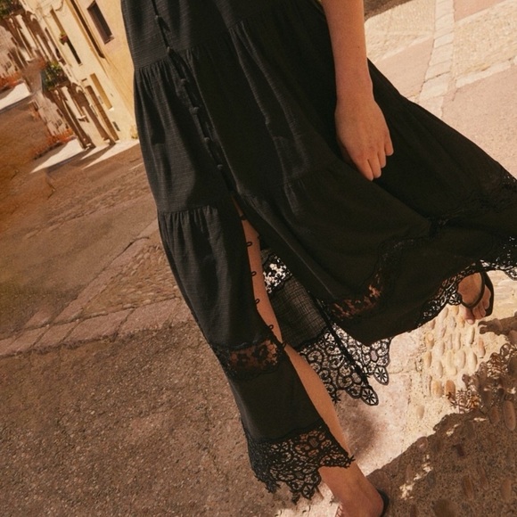 H&M Black Lace cut out dress - Picture 4 of 12